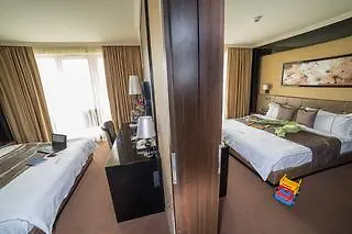 Délibáb Hotel