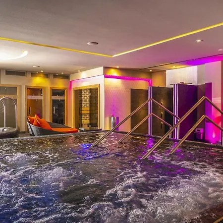 Hotel Délibáb 4*