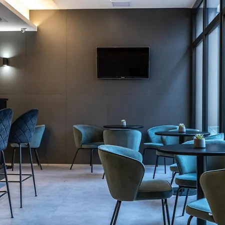 Delibab Hotel