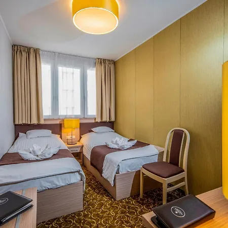 Délibáb Hotel 4*