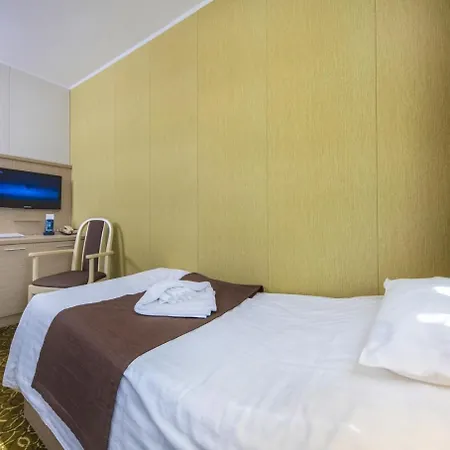 Hotel Délibáb 4*