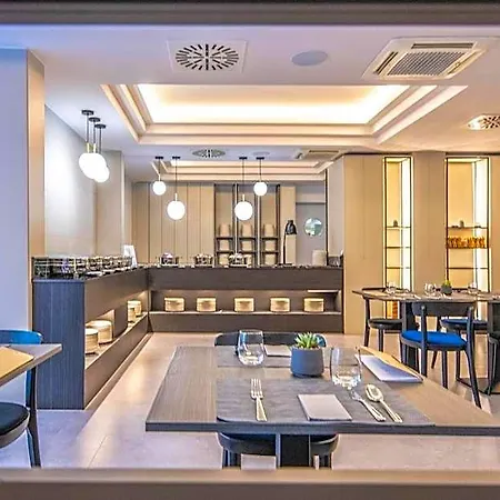 Delibab Hotel