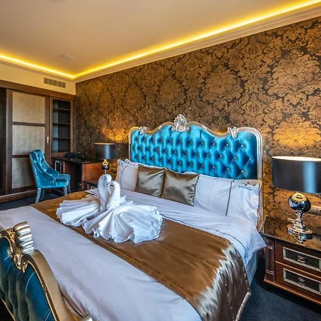 Hotel Délibáb 4*